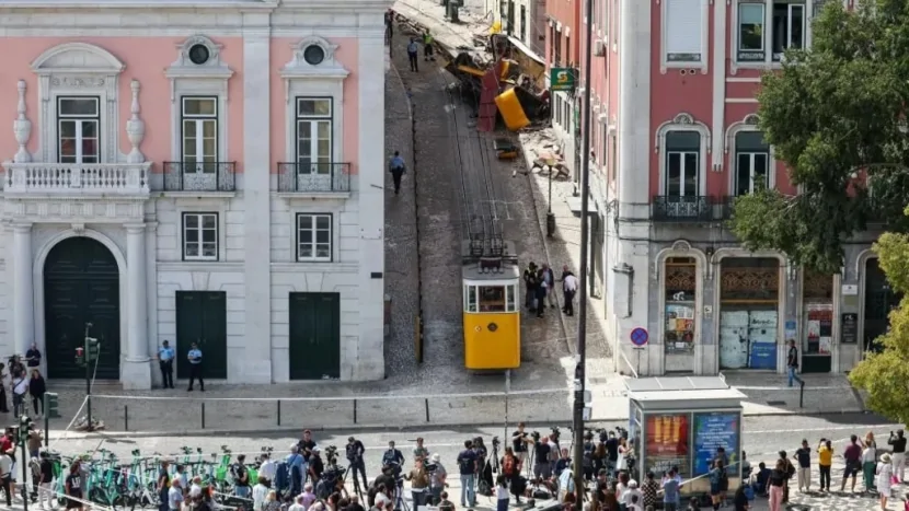 Portuqaliyada funikulyor qəzasından 3 yaşlı uşaq sağ çıxıb