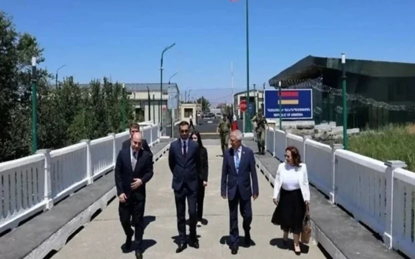 Türkiyə ilə Ermənistan görüş üçün bir araya gələcək