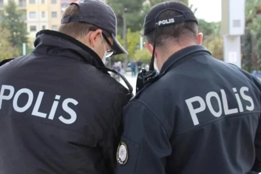 Türkiyədə polisə hücum edildi - 2 ÖLÜ