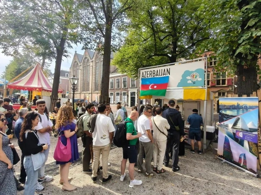 Azərbaycan mədəniyyəti beynəlxalq festivalda maraqla qarşılanıb