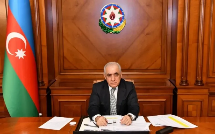 Baş nazirdən sürücülük vəsiqəsi ilə bağlı QƏRAR