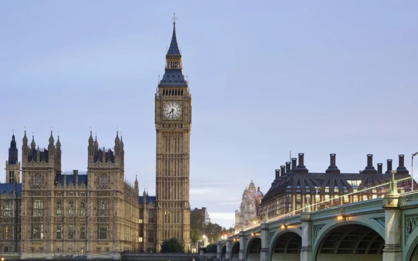 Britaniya Rusiyaya qarşı sanksiyalar siyahısını genişləndirir