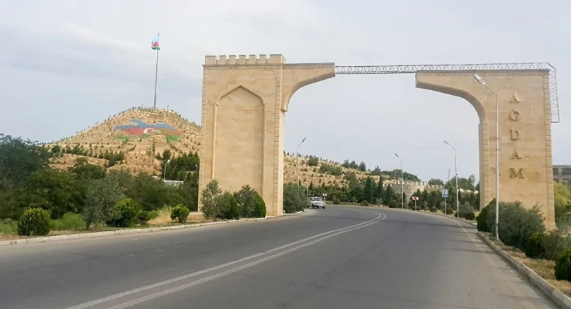 Ağdamda ferma YANDI