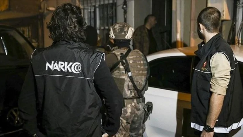 Türkiyədə ailələr arasında silahlı toqquşma: ölən var