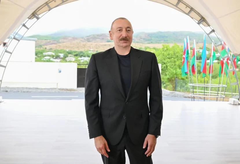 Azərbaycan tam suverenliyini BƏRPA ETDİ