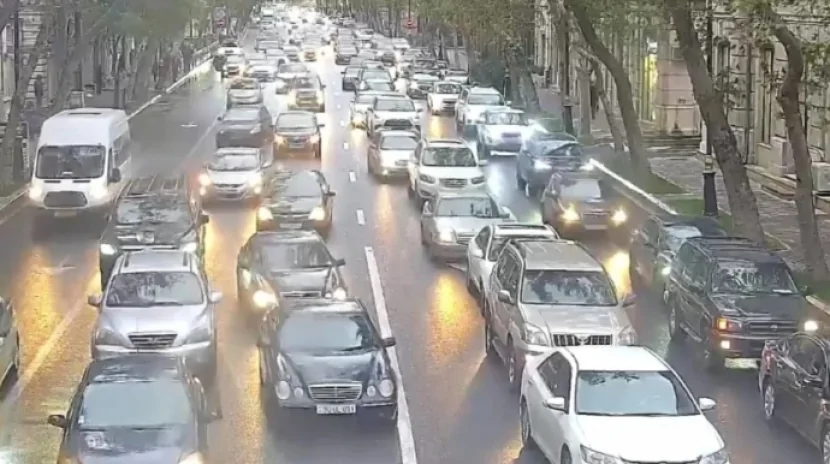 Hazırda Bakı yolları - SİYAHI