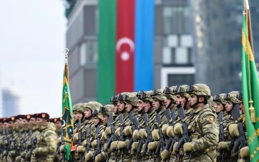 Azərbaycan müdafiə və təhlükəsizlik xərclərini ARTIRIR