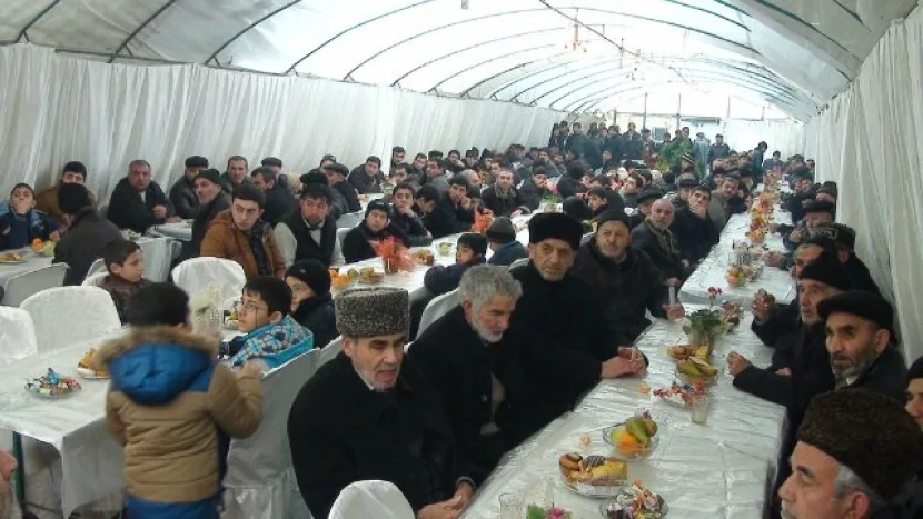 Yas mərasimlərində YENİLİK - Dəvətnamə GÖNDƏRİLİR