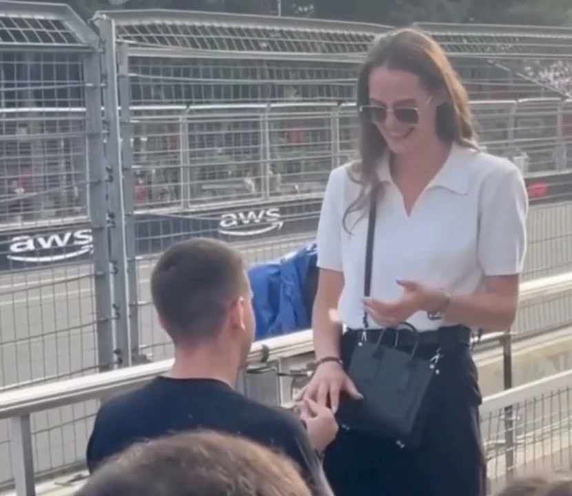 \"Formula 1\"-də evlilik TƏKLİFİ