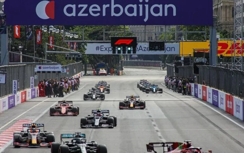 Sıralama turunun 2-ci sessiyası başa çatdı- Formula-1