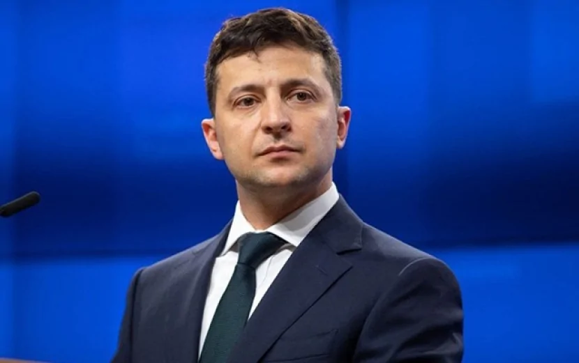 Zelenski  bu sualları cavabız qoydu