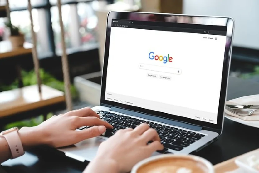 Google yeni kompüter əməliyyat sistemi hazırlayır