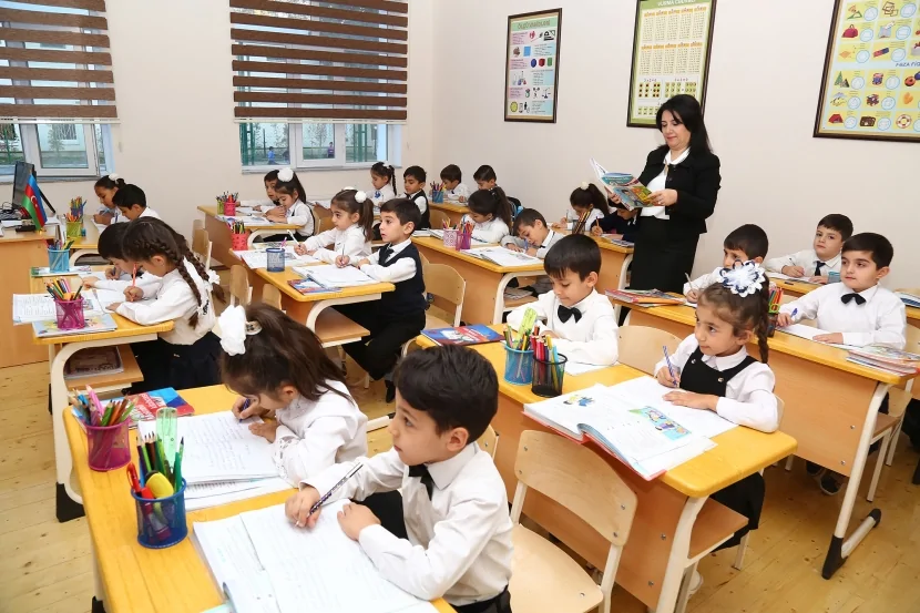 Məktəblilər üçün YENİLİK