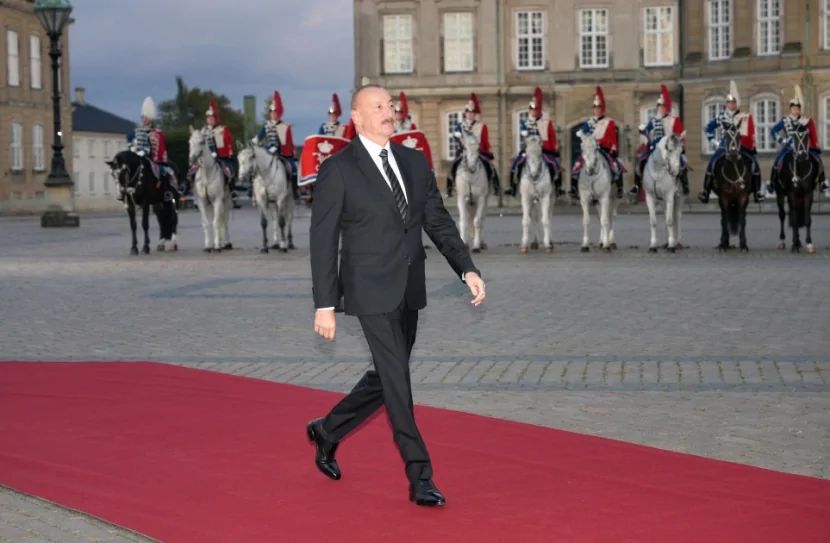Prezident İlham Əliyev Kopenhagendə ziyafətdə İŞTİRAK EDİB