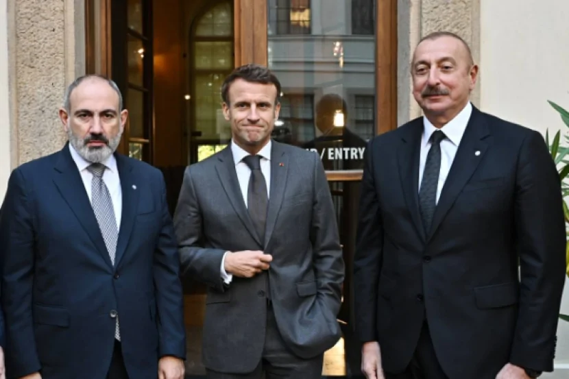 Makron İlham Əliyevi və Paşinyanı təbrik etdi