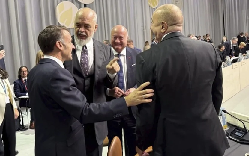 Edi Rama Makronla zarafatlaşdı - “Azərbaycanla Albaniyanı da təbrik edin”