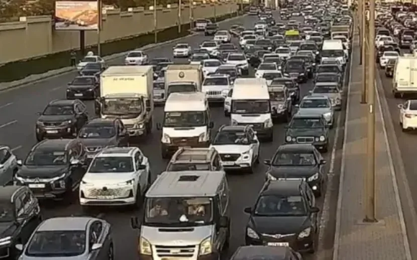 Bakıda bu yollarda sıxlıq var - SİYAHI