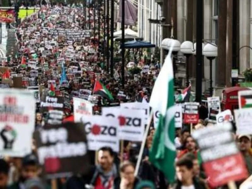 Britaniya sinaqoqa hücumdan sonra Fələstin etirazını ləğv etməyə çağırdı