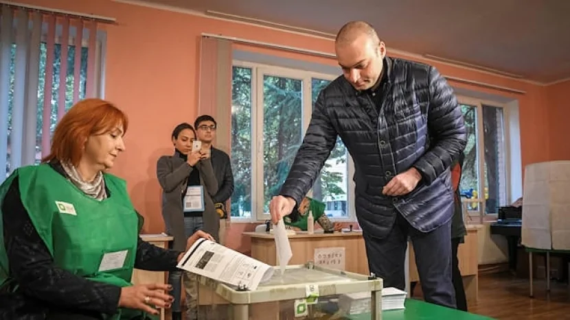 Qonşu ölkədə seçkilər keçirilir