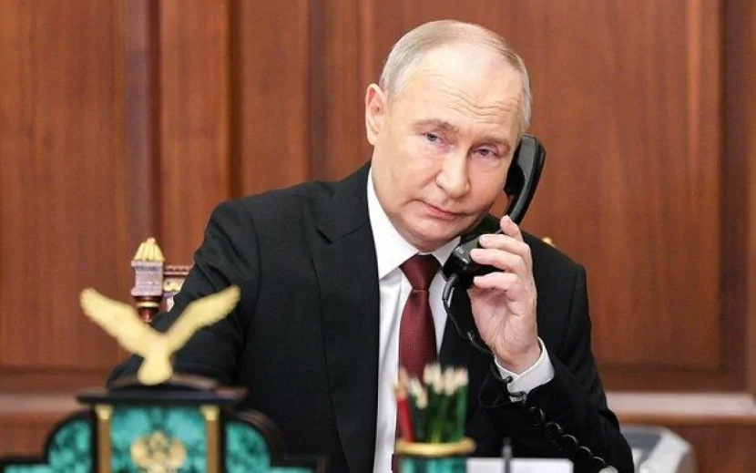 Putin İlham Əliyevlə görüşdən əvvəl Moskvaya zəng edib