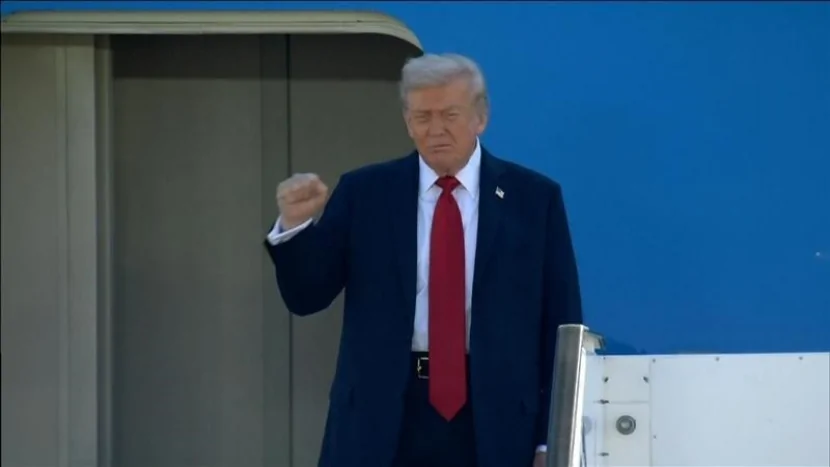 Donald Tramp İsrailə səfər edib