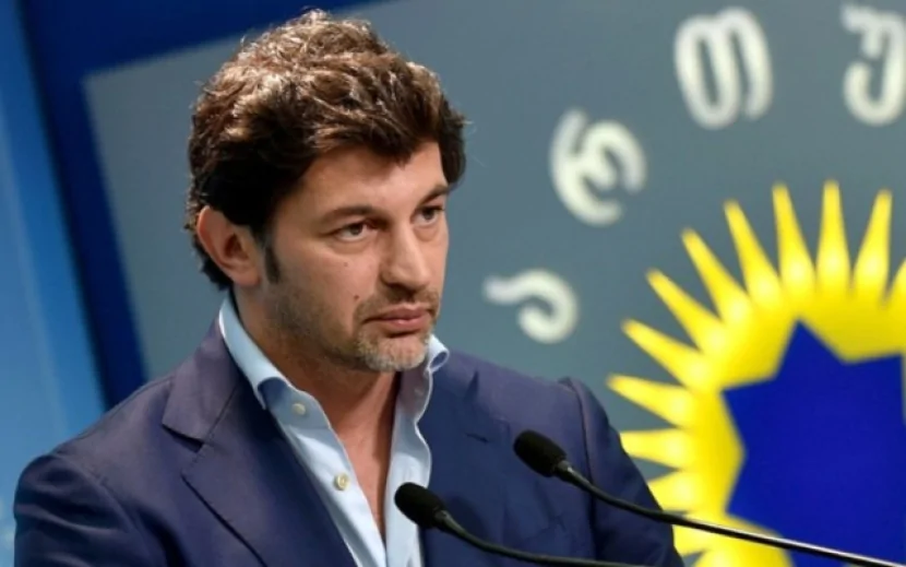 Qalmaqallı mer vəzifəsinə rəsmən təsdiqləndi