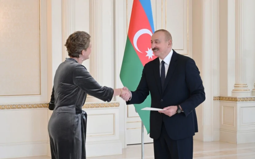 İlham Əliyev yeni səfirin etimadnaməsini qəbul etdi - FOTOLAR