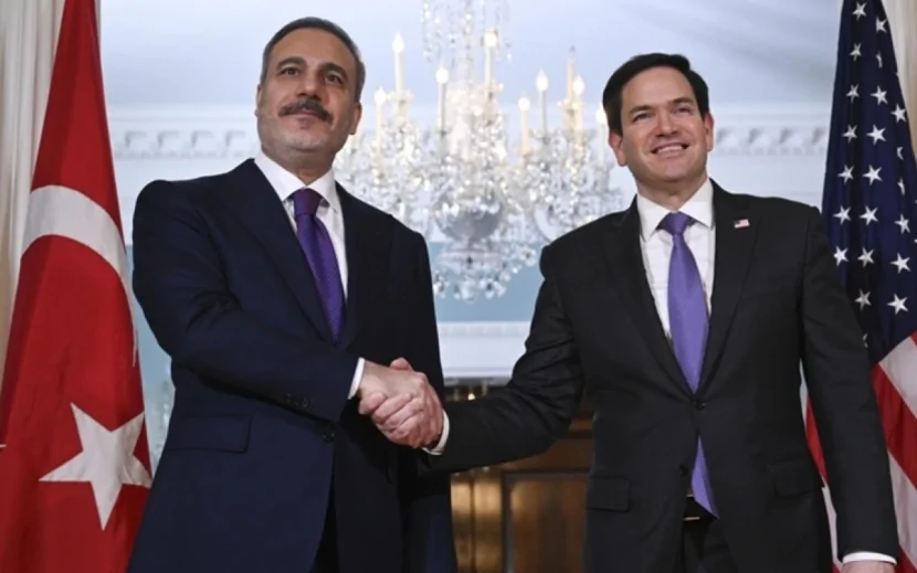 Fidan Rubio ilə müzakirə apardı