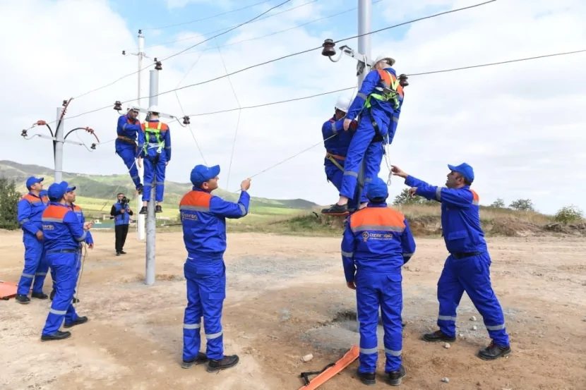 “Azərişıq” ASC-nin təşkil etdiyi \"Yeni nəsil energetiklərin innovasiya və ustalıq müsabiqəsi\" başa çatıb