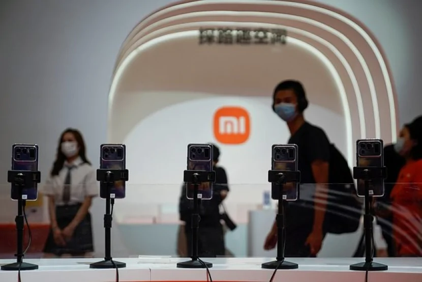 İnternetdə sirli Xiaomi smartfonunun görüntüsü yayılıb