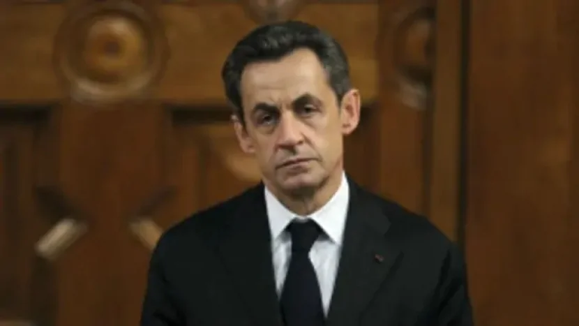 Sarkozi həbsxanaya yerləşdirildi