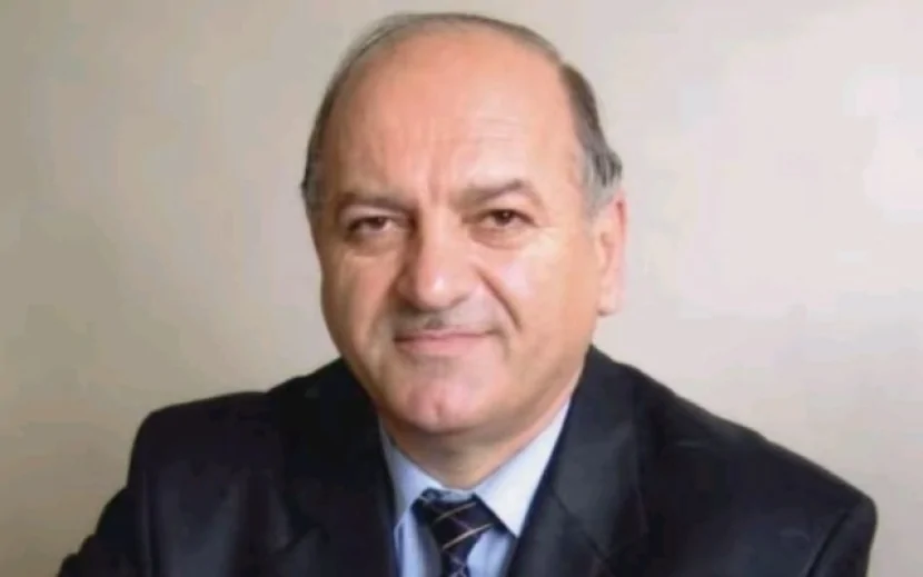 \"Əməkdar həkim\" vəfat etdi