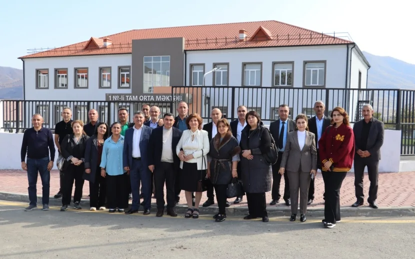 İllər sonra ilk dəfə görüşdülər - FOTOLAR