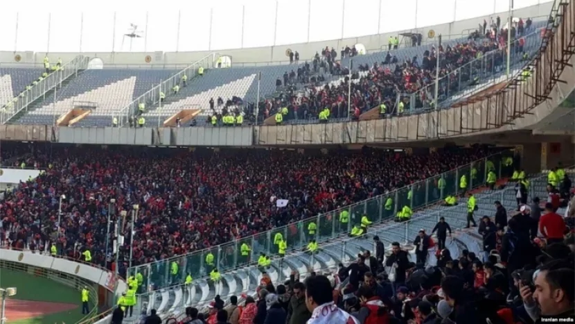 İranda futbol qalmaqalı: Kapitan öz qapıçısına hücum etdi
