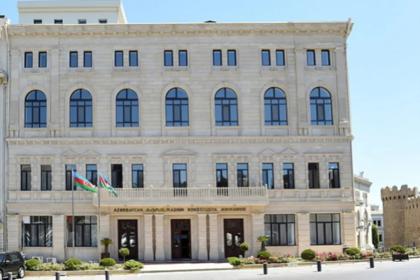 Konstitusiya Məhkəməsi qərar qəbul etdi