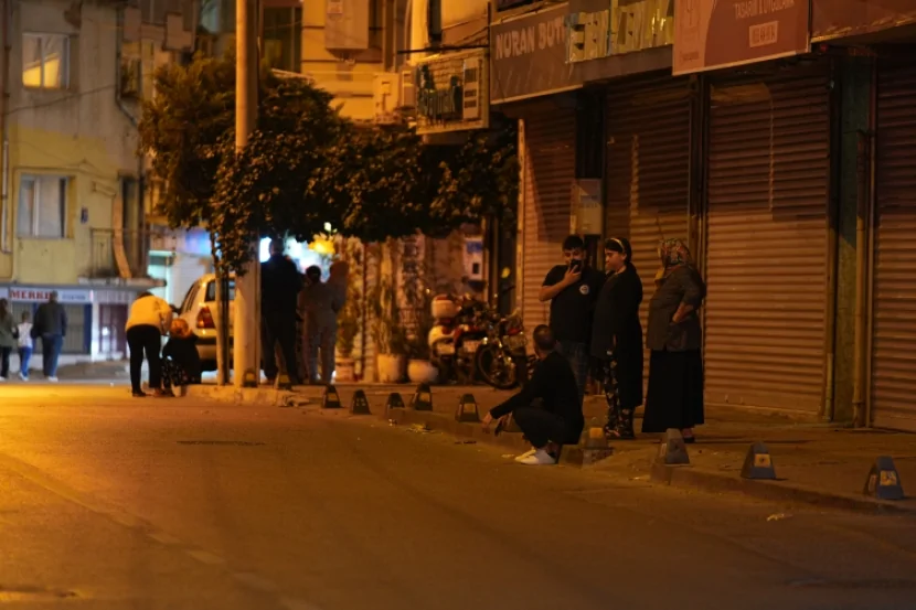 Türkiyədə zəlzələ: 3 bina dağıldı, yaralılar var - Dərslər DAYANDIRILDI