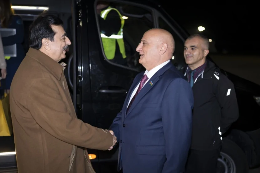 Pakistan Senatının sədri Azərbaycana gəlib