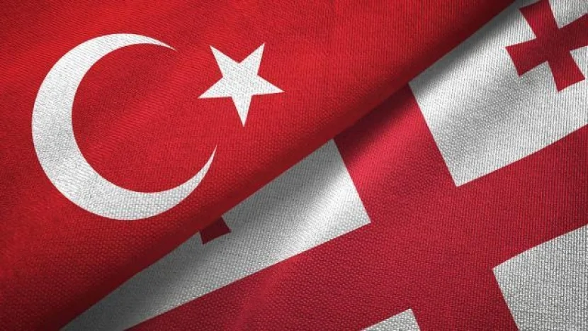 Türkiyə ilə birgə tarixi imkanlar dəhlizi yaradırıq - Papuaşvili