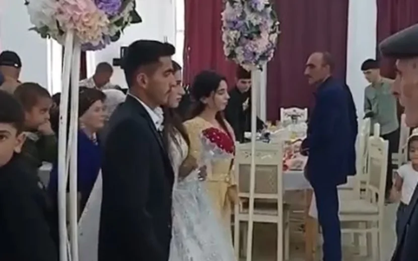 17 yaşlı Əfsanənin toyundan görüntülər - VİDEO