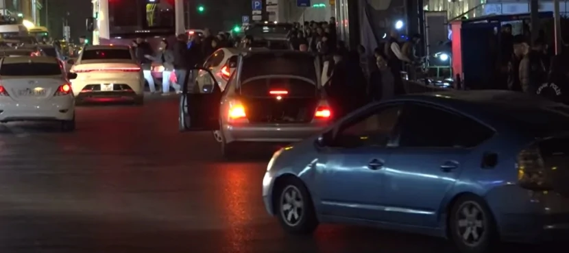 \"Taksilərdən bezmişik!\" - \"20 Yanvar\"da XAOS