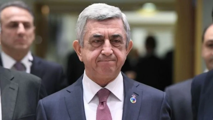Sarkisyan yenidən MƏHKƏMƏ QARŞISINDA
