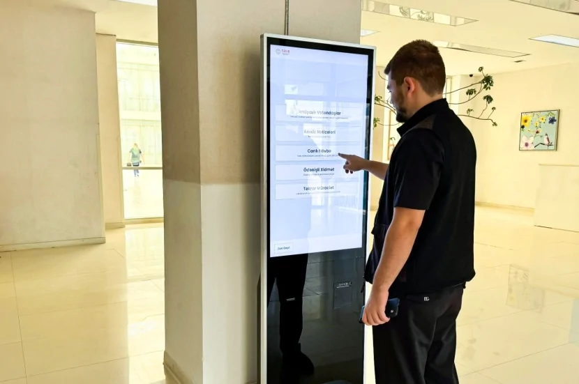 Bu xəstəxanalarda ELEKTRON NÖVBƏ sistemi istifadəyə verilib