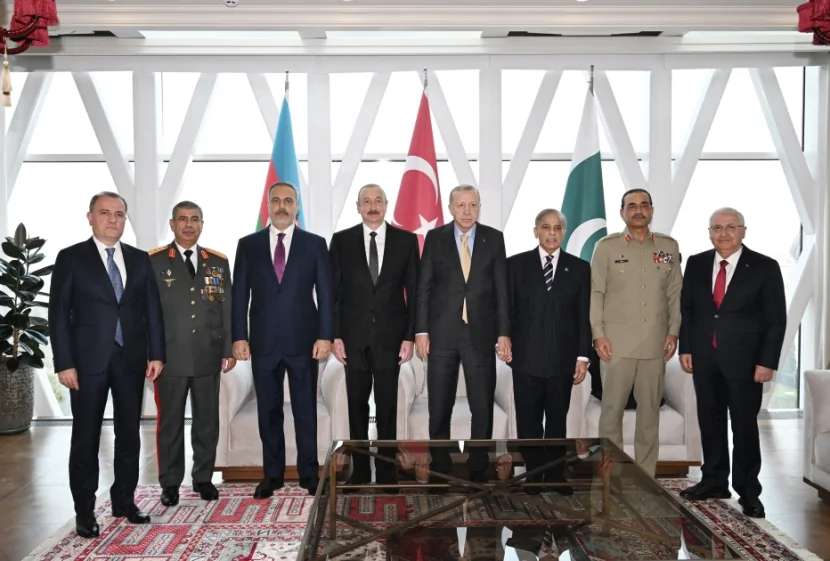 Liderlərin üçtərəfli görüşü oldu - FOTO