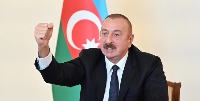 “Qaldırdığım Bayraq, EŞQ OLSUN!”