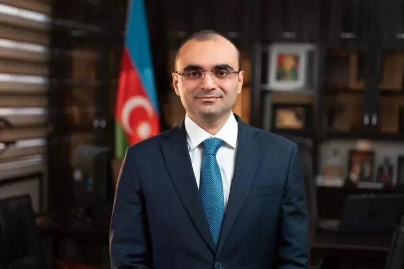 Elxan İbrahimov kollektivə TƏQDİM OLUNDU - FOTO