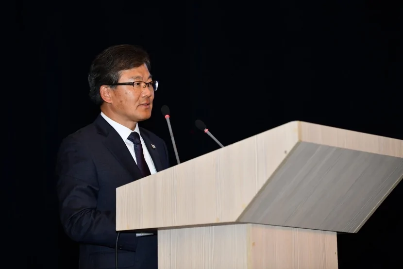 Cənubi Koreya Gəncə Birləşmiş Xəstəxanasına 350 minlik tibbi avadanlıqlar ianə edib 