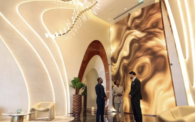 Dünyanın ən hündür hotelinin açılışı OLDU
