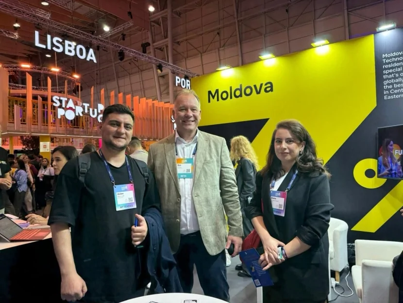 \"ASAN xidmət\"in \"INNOLAND\" mərkəzi “Web Summit 2025”də