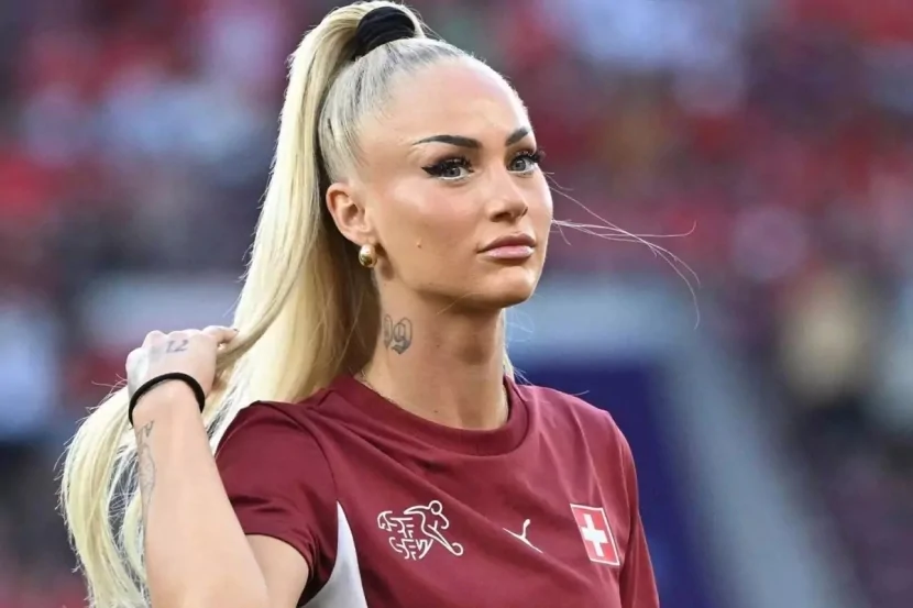 Məşhur futbolçunun evində OĞURLUQ