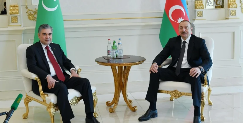 Berdiməhəmmədov İlham Əliyevi Türkmənistana dəvət etdi
